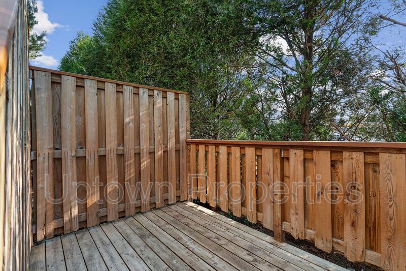 3-Story Triplex Unit in Beaverton property image