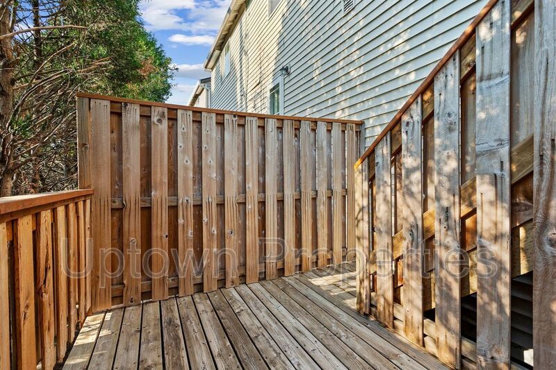 3-Story Triplex Unit in Beaverton property image