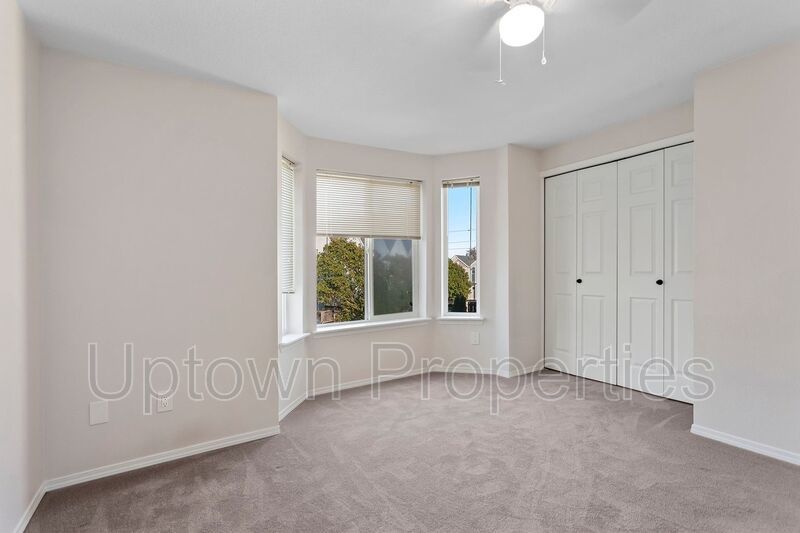 3-Story Triplex Unit in Beaverton property image