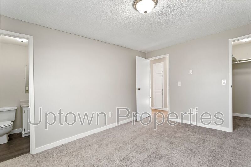 2BD/1.5BA Apartment Unit in Tapiola Manor (Unit 6) property image
