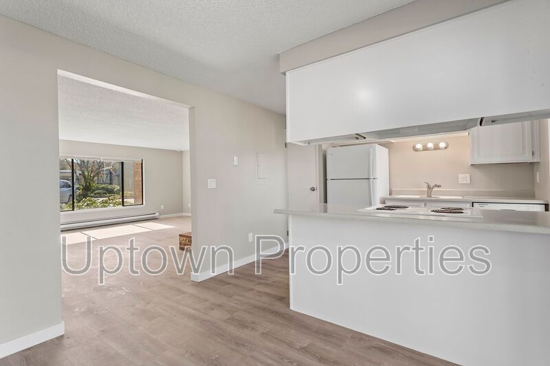 2BD/1.5BA Apartment Unit in Tapiola Manor (Unit 6) property image