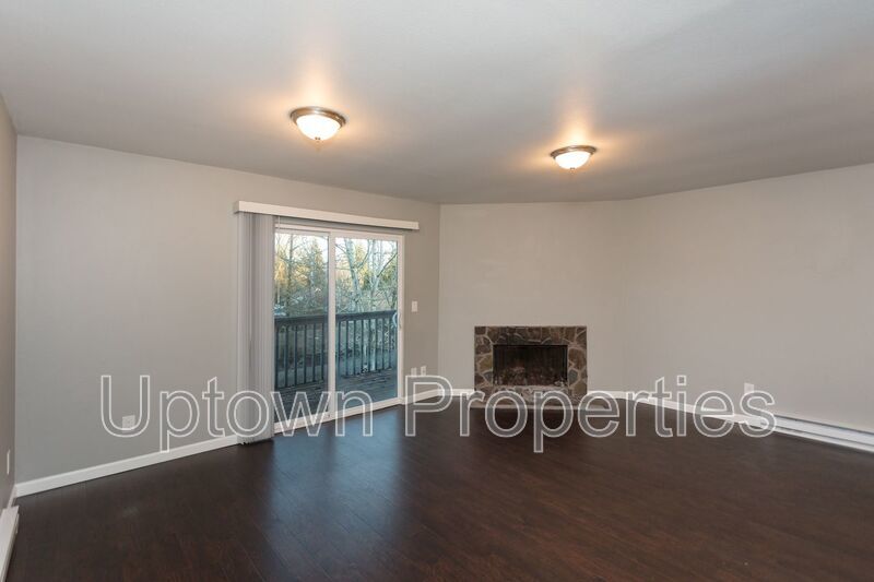 Remodeled 2 Bed/1 Bath in SW Longhorn! property image