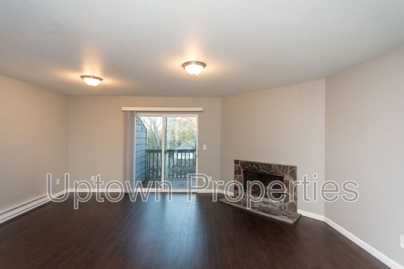 Remodeled 2 Bed/1 Bath in SW Longhorn! property image
