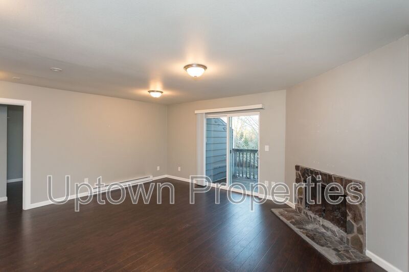 Remodeled 2 Bed/1 Bath in SW Longhorn! property image