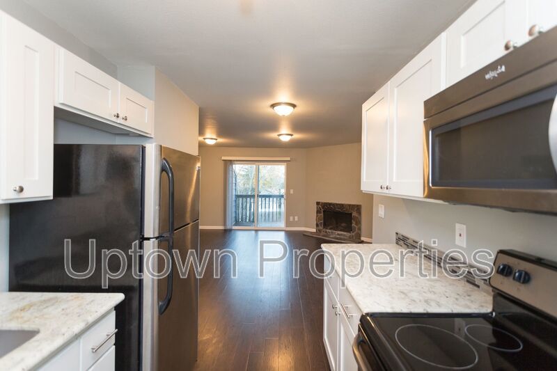 Remodeled 2 Bed/1 Bath in SW Longhorn! property image