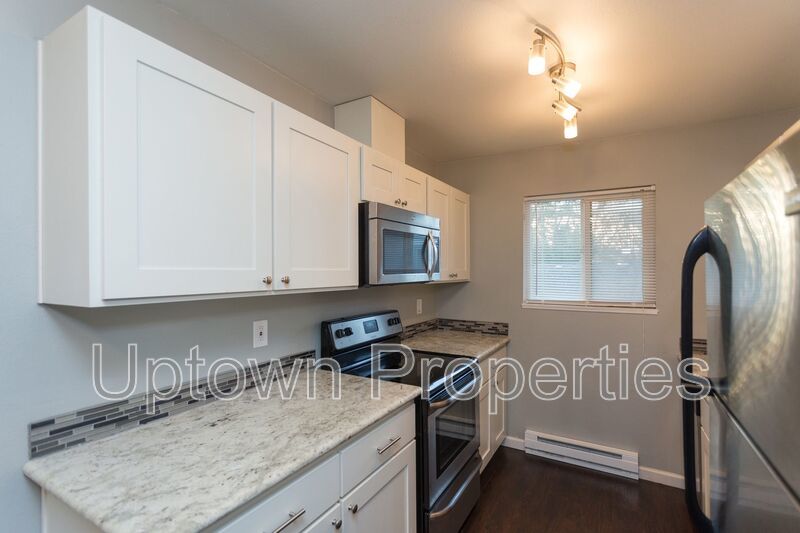 Remodeled 2 Bed/1 Bath in SW Longhorn! property image