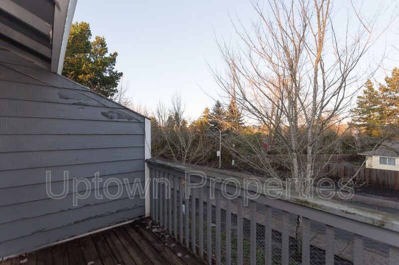 Remodeled 2 Bed/1 Bath in SW Longhorn! property image