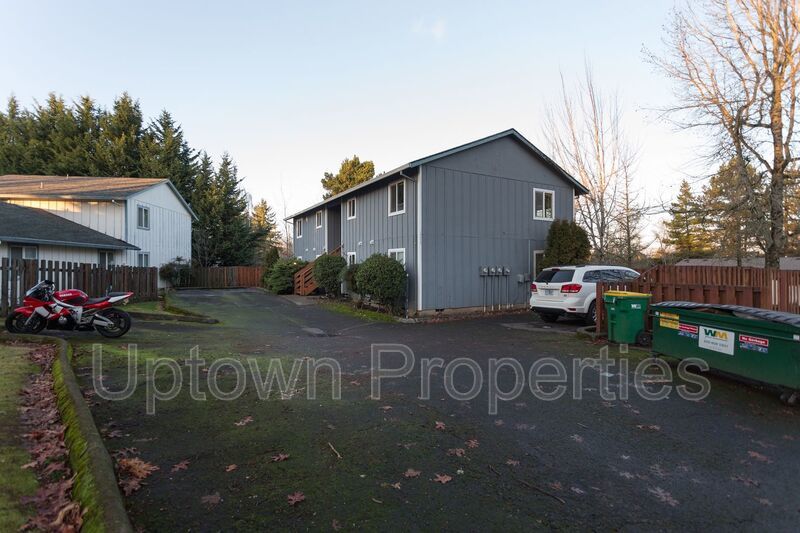 Remodeled 2 Bed/1 Bath in SW Longhorn! property image