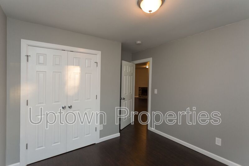 Remodeled 2 Bed/1 Bath in SW Longhorn! property image