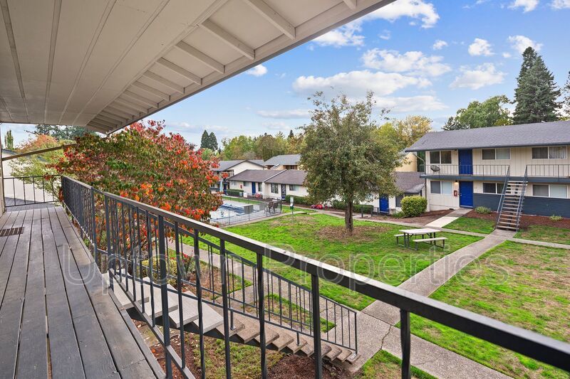 Top Floor 1 bed 1 bath + Parkng Included + Dishwasher + Laundry On Site property image