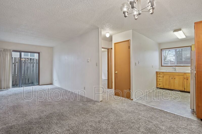 1 bed/1 bath + Off Street Parking + On Site Laundry + $1000 off first months rent property image